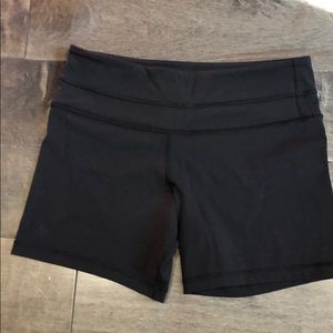 Lulu lemon spandex short